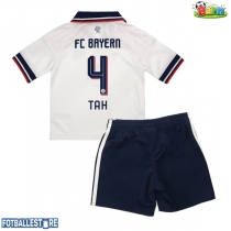 Bayern Munich Jonathan Tah #4 Bortedraktsett Barn 2026-27 Kortermet (+ Korte bukser)